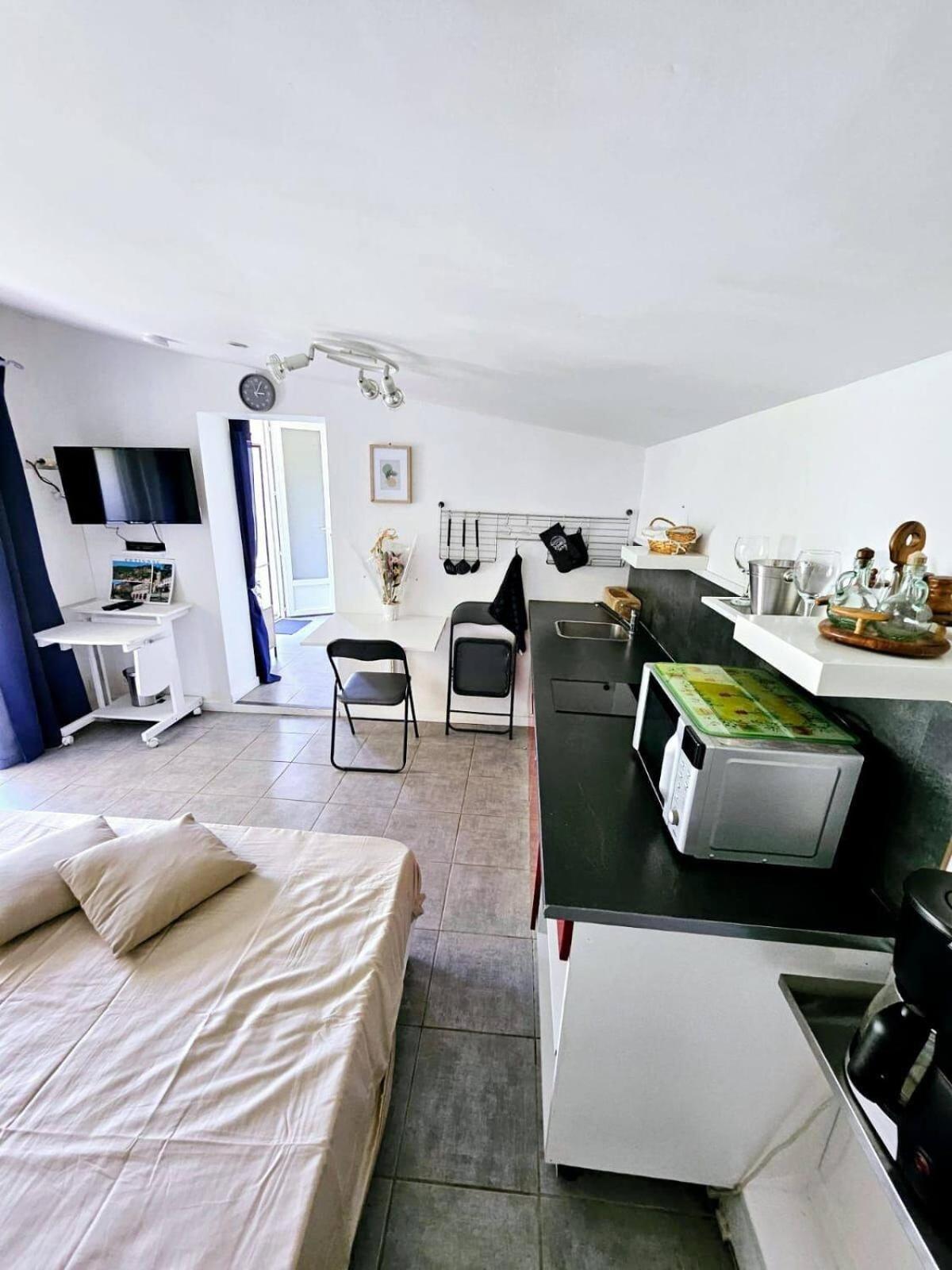 Suites Coupo Santo Et Lou Peiro Cotignac Extérieur photo