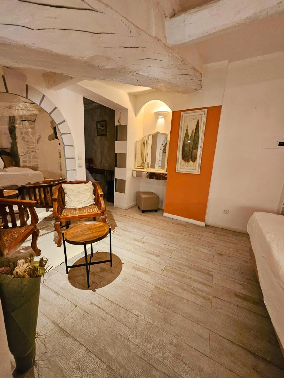 Suites Coupo Santo Et Lou Peiro Cotignac Extérieur photo